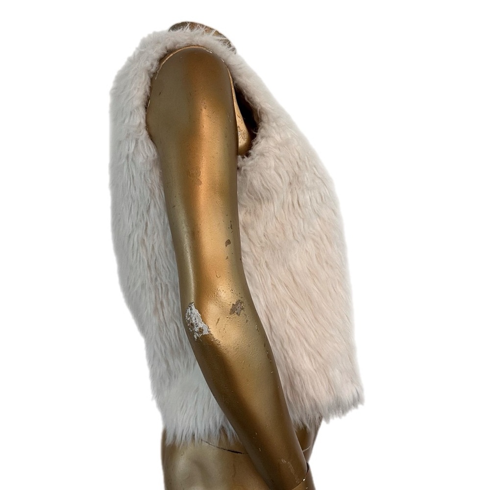 Unbranded Y2K Vintage-Inspired Faux Fur Fuzzy Vest – Cream White 36” chest - Picture 4 of 7